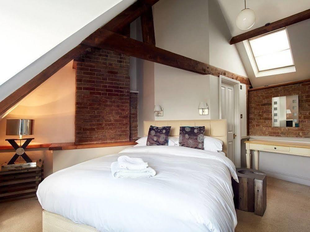 The George Inn Robertsbridge Zewnętrze zdjęcie